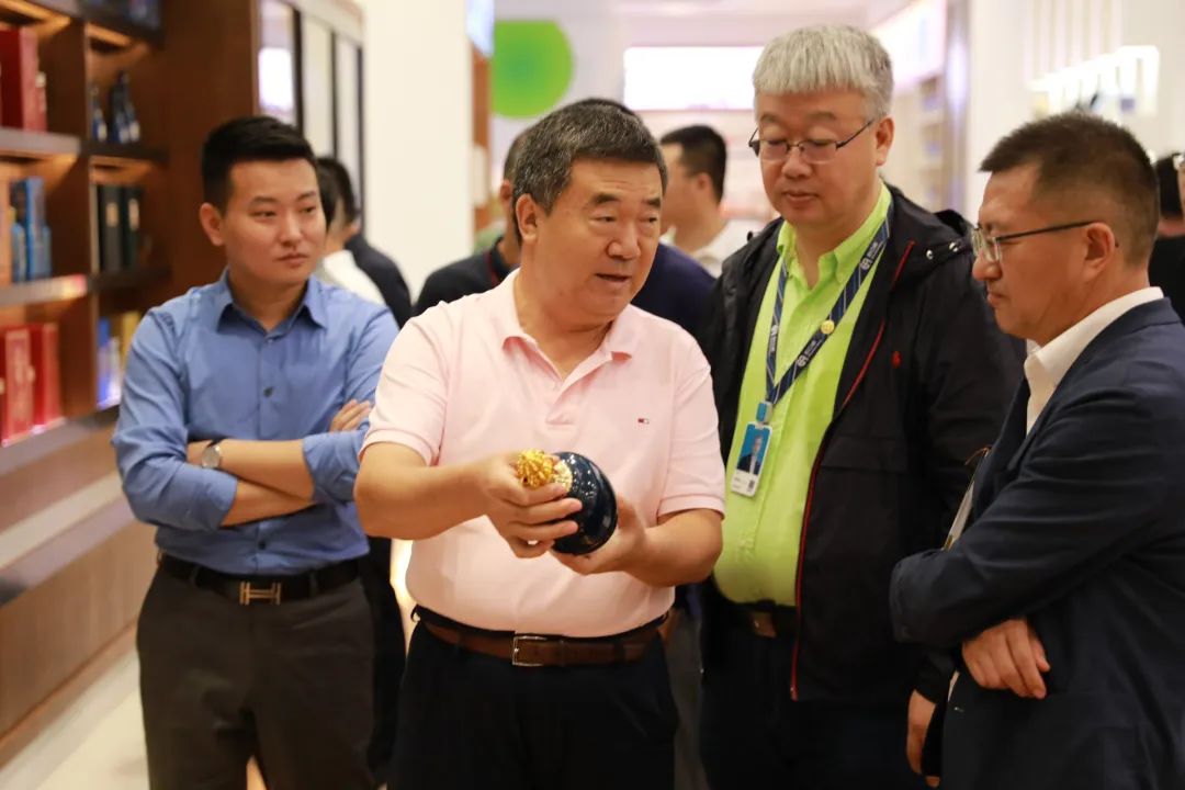 汾酒访问团一行到访LDSports乐动，探索清香型白酒发展新风向